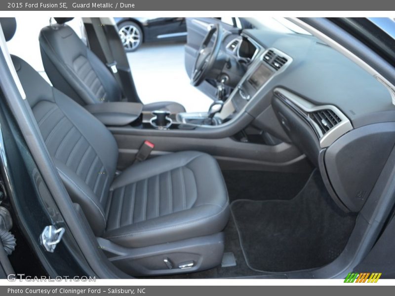 Guard Metallic / Dune 2015 Ford Fusion SE