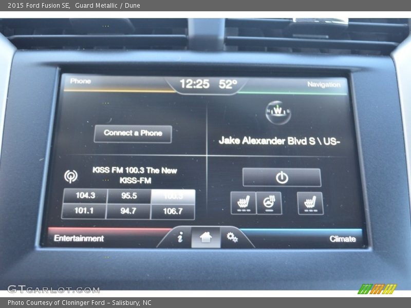 Guard Metallic / Dune 2015 Ford Fusion SE