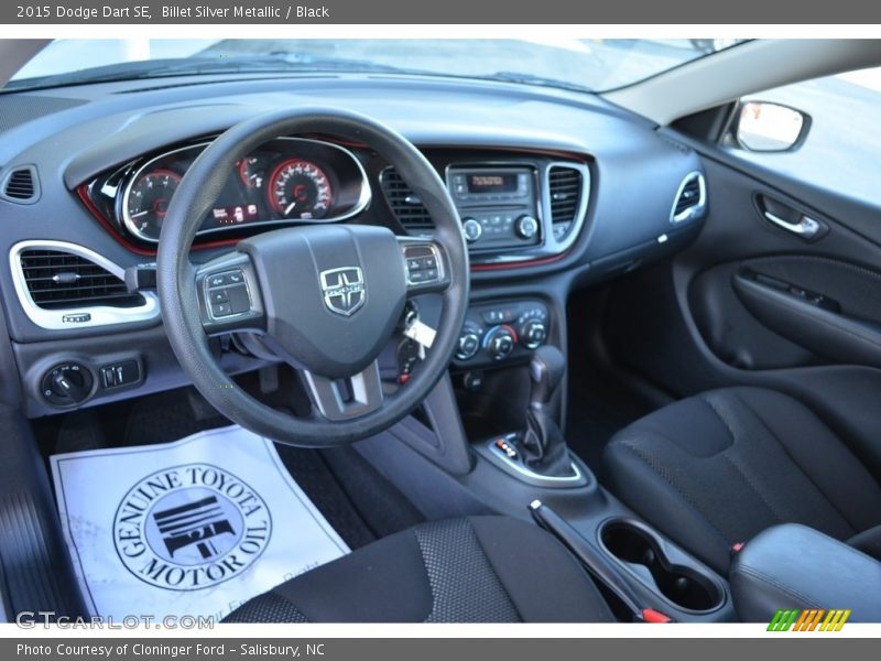 Billet Silver Metallic / Black 2015 Dodge Dart SE