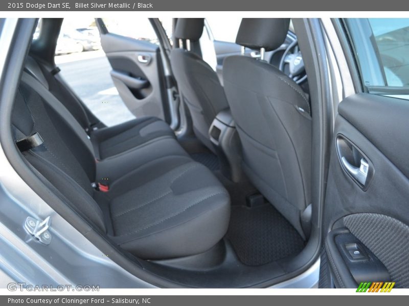 Billet Silver Metallic / Black 2015 Dodge Dart SE