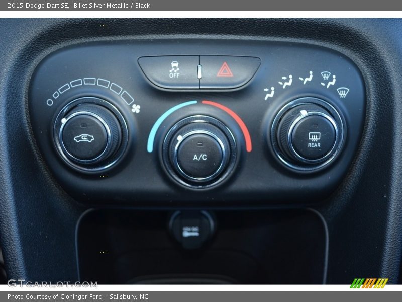 Billet Silver Metallic / Black 2015 Dodge Dart SE