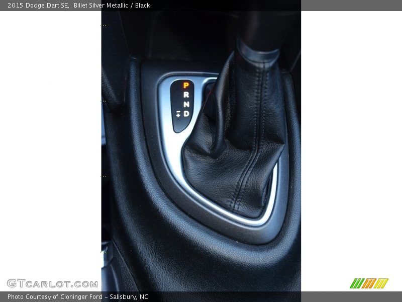 Billet Silver Metallic / Black 2015 Dodge Dart SE