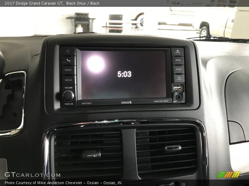 Black Onyx / Black 2017 Dodge Grand Caravan GT