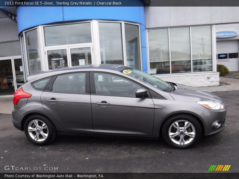 Sterling Grey Metallic / Charcoal Black 2012 Ford Focus SE 5-Door