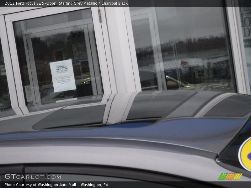 Sterling Grey Metallic / Charcoal Black 2012 Ford Focus SE 5-Door