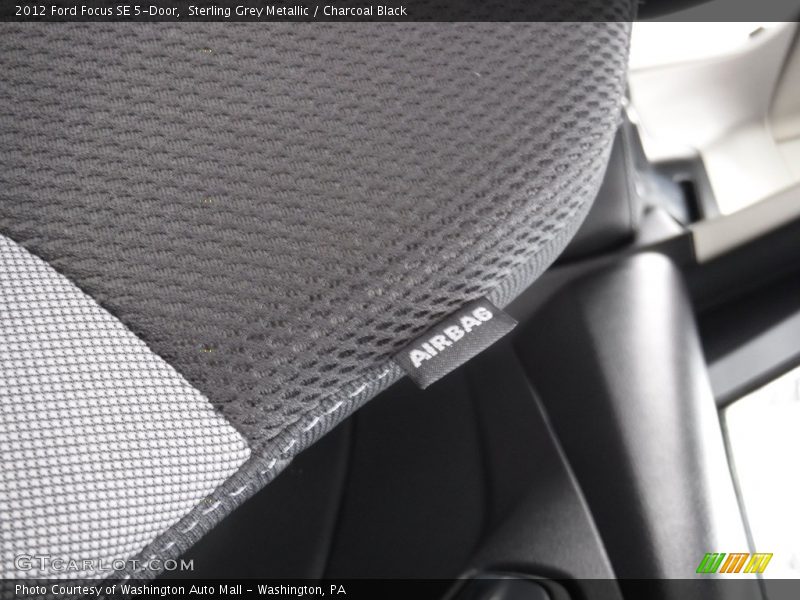 Sterling Grey Metallic / Charcoal Black 2012 Ford Focus SE 5-Door
