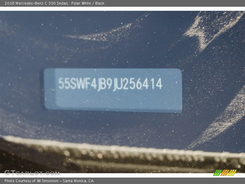 Polar White / Black 2018 Mercedes-Benz C 300 Sedan