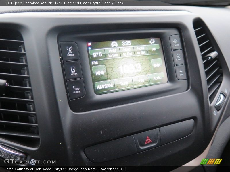 Diamond Black Crystal Pearl / Black 2018 Jeep Cherokee Altitude 4x4