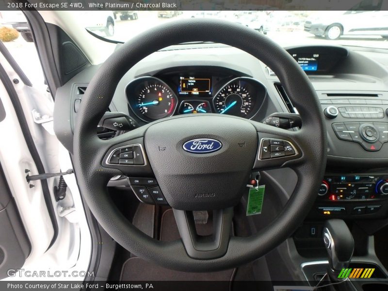White Platinum / Charcoal Black 2018 Ford Escape SE 4WD
