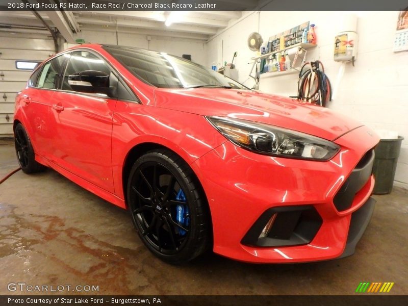 Front 3/4 View of 2018 Focus RS Hatch