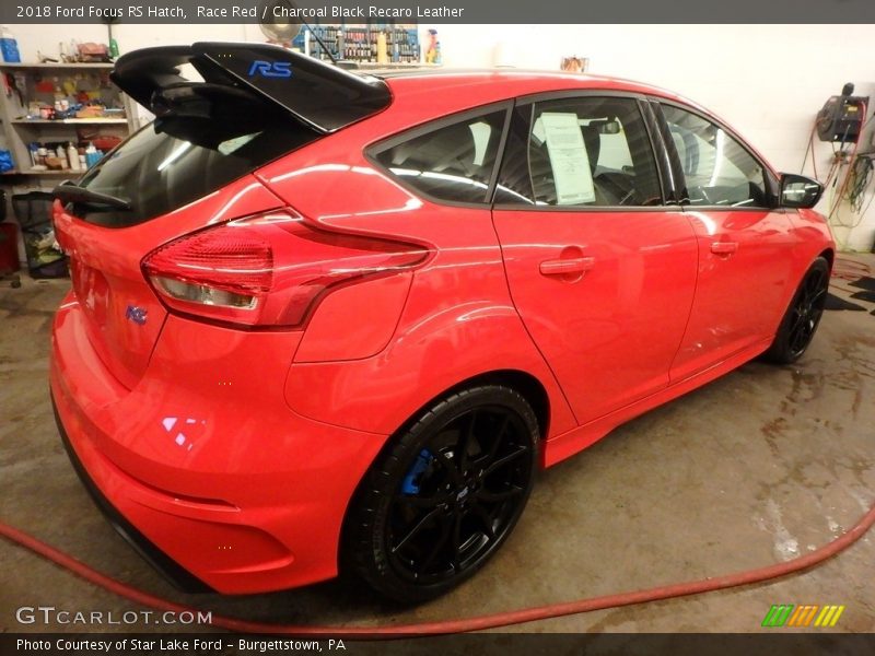 Race Red / Charcoal Black Recaro Leather 2018 Ford Focus RS Hatch