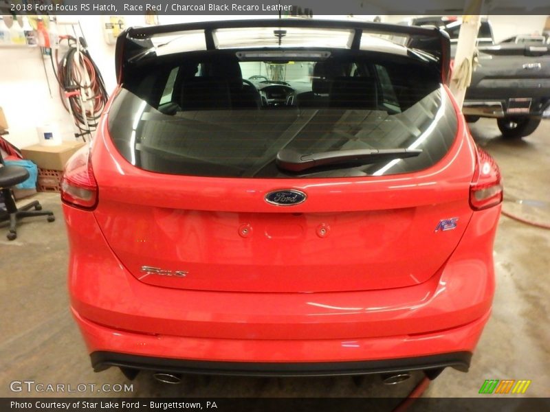 Race Red / Charcoal Black Recaro Leather 2018 Ford Focus RS Hatch
