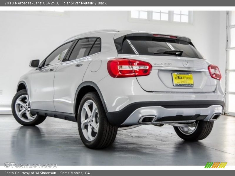 Polar Silver Metallic / Black 2018 Mercedes-Benz GLA 250