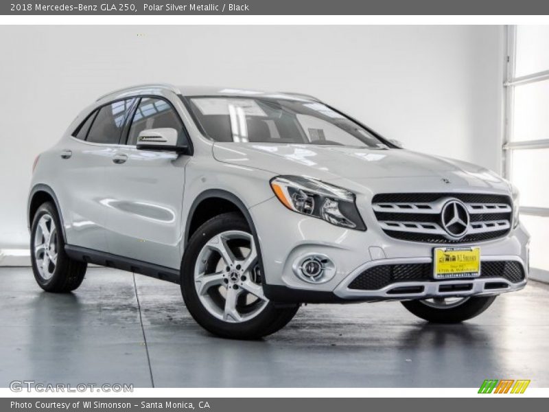 Polar Silver Metallic / Black 2018 Mercedes-Benz GLA 250