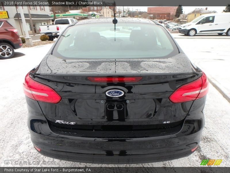 Shadow Black / Charcoal Black 2018 Ford Focus SE Sedan