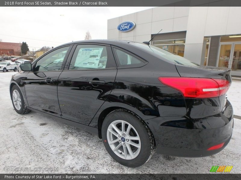 Shadow Black / Charcoal Black 2018 Ford Focus SE Sedan