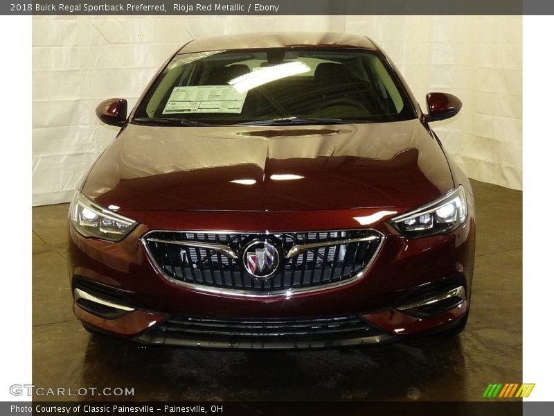 Rioja Red Metallic / Ebony 2018 Buick Regal Sportback Preferred