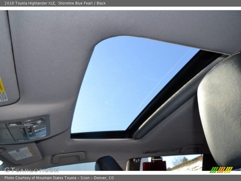 Shoreline Blue Pearl / Black 2016 Toyota Highlander XLE