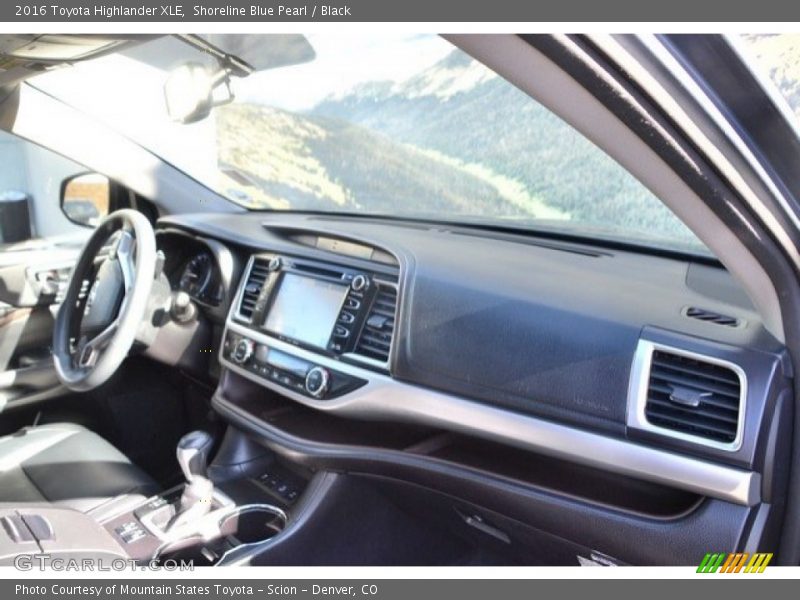 Shoreline Blue Pearl / Black 2016 Toyota Highlander XLE