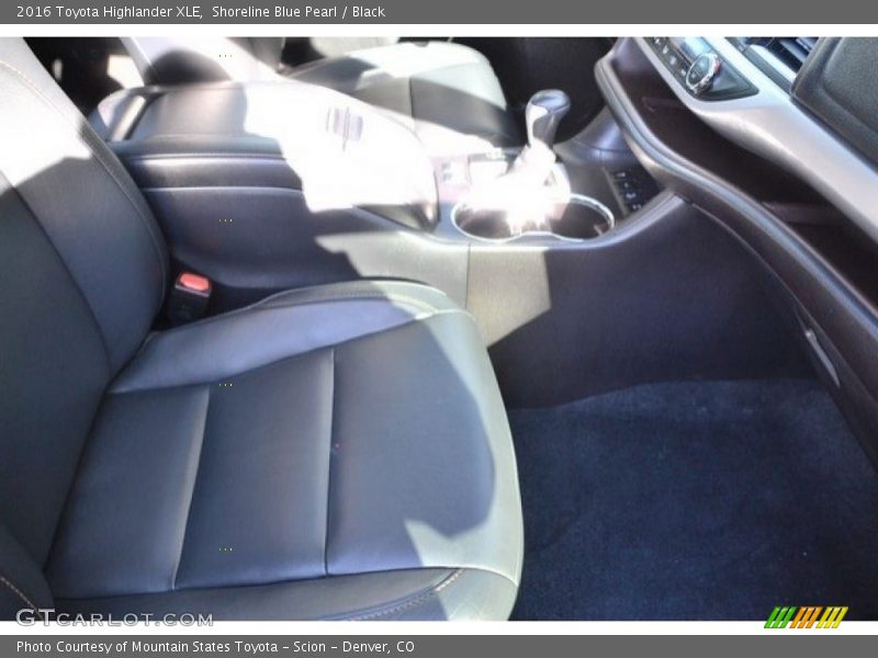 Shoreline Blue Pearl / Black 2016 Toyota Highlander XLE