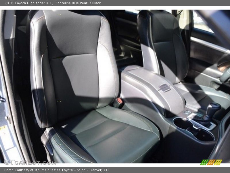 Shoreline Blue Pearl / Black 2016 Toyota Highlander XLE