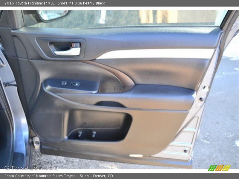 Shoreline Blue Pearl / Black 2016 Toyota Highlander XLE