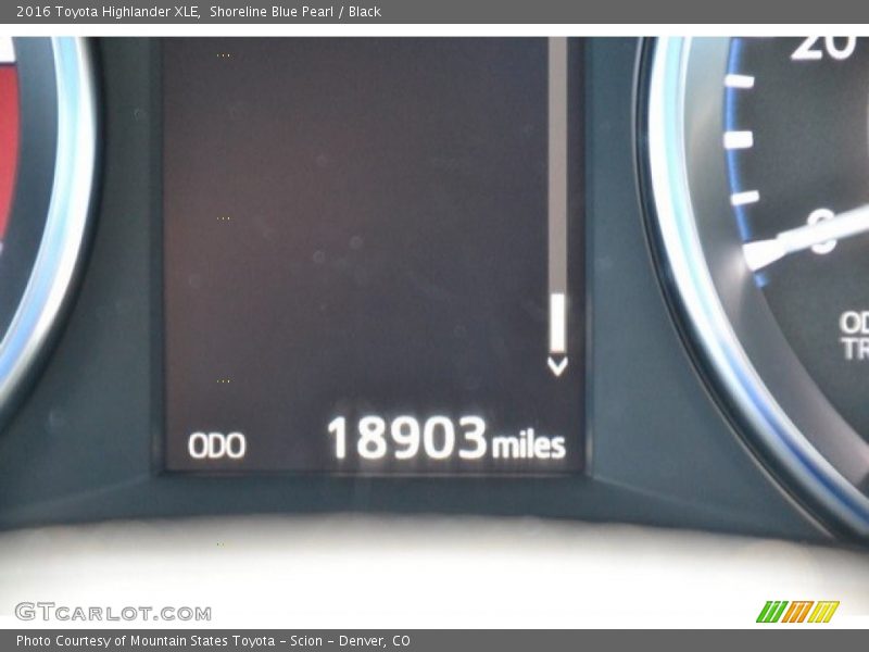 Shoreline Blue Pearl / Black 2016 Toyota Highlander XLE