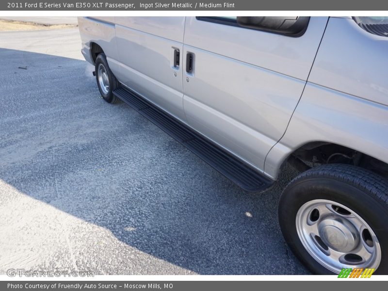Ingot Silver Metallic / Medium Flint 2011 Ford E Series Van E350 XLT Passenger