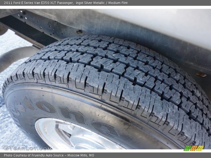 Ingot Silver Metallic / Medium Flint 2011 Ford E Series Van E350 XLT Passenger