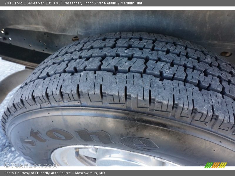 Ingot Silver Metallic / Medium Flint 2011 Ford E Series Van E350 XLT Passenger