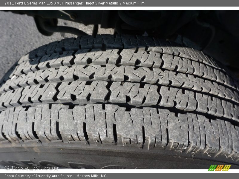 Ingot Silver Metallic / Medium Flint 2011 Ford E Series Van E350 XLT Passenger