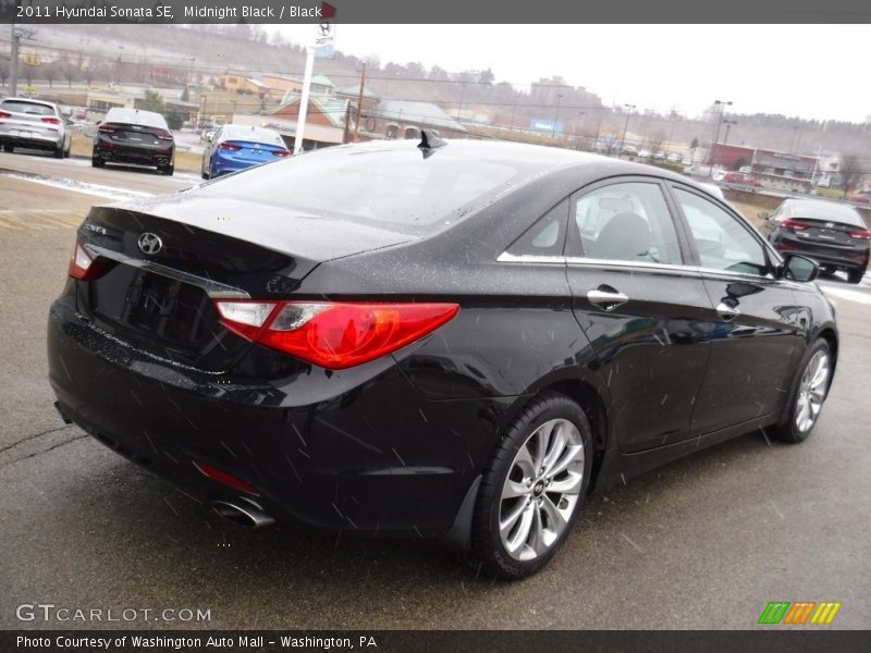 Midnight Black / Black 2011 Hyundai Sonata SE
