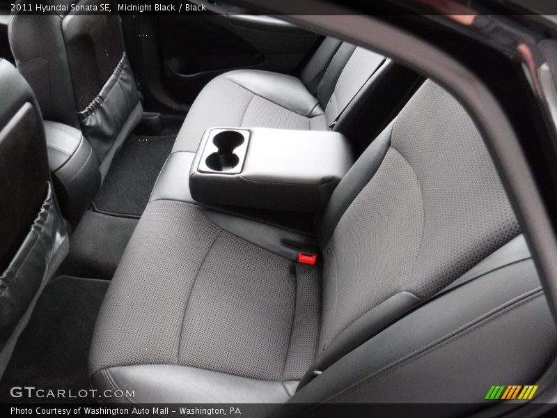 Midnight Black / Black 2011 Hyundai Sonata SE