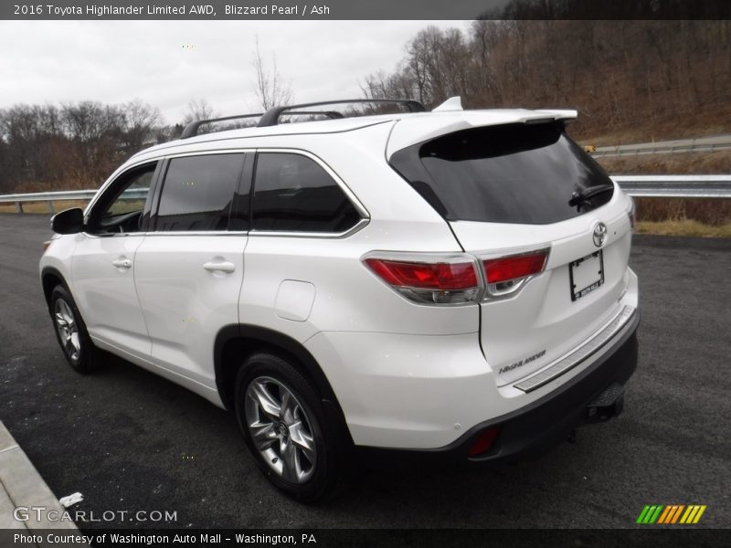 Blizzard Pearl / Ash 2016 Toyota Highlander Limited AWD