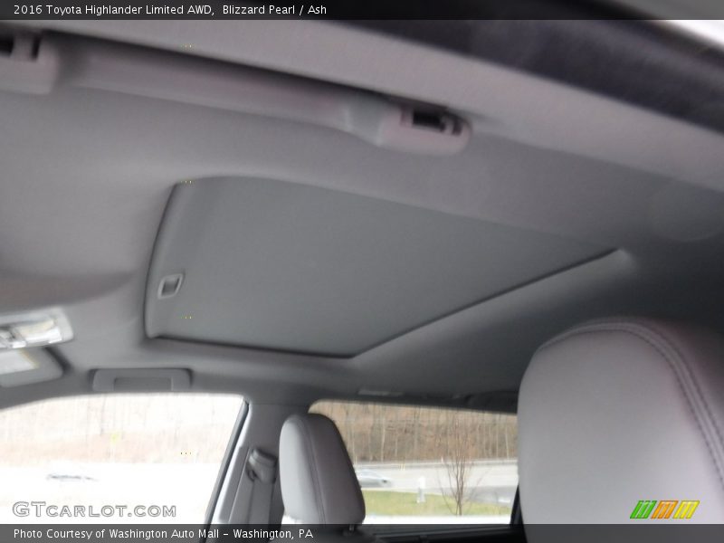 Blizzard Pearl / Ash 2016 Toyota Highlander Limited AWD