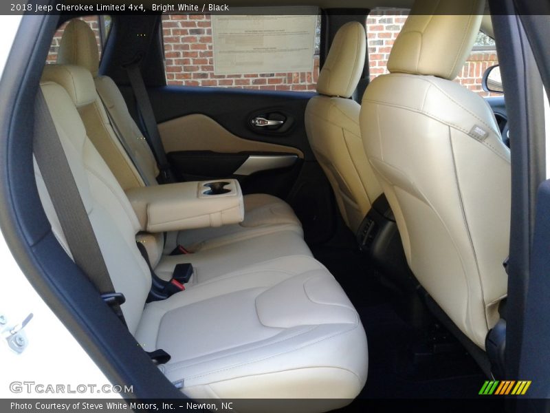 Bright White / Black 2018 Jeep Cherokee Limited 4x4
