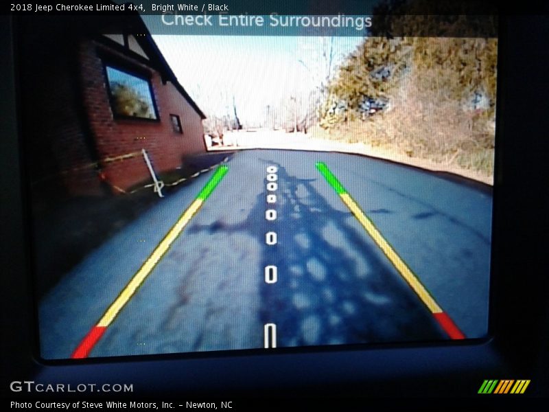 Bright White / Black 2018 Jeep Cherokee Limited 4x4