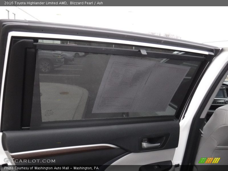 Blizzard Pearl / Ash 2016 Toyota Highlander Limited AWD