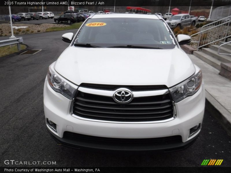 Blizzard Pearl / Ash 2016 Toyota Highlander Limited AWD
