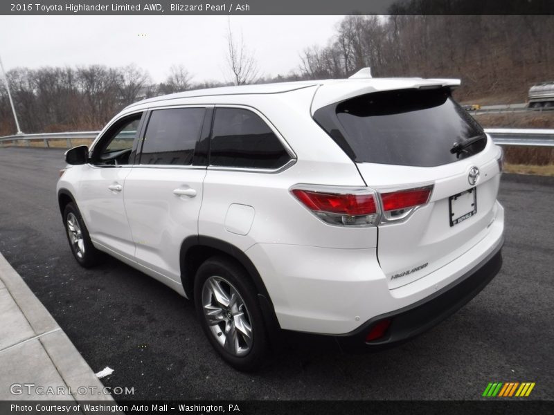 Blizzard Pearl / Ash 2016 Toyota Highlander Limited AWD