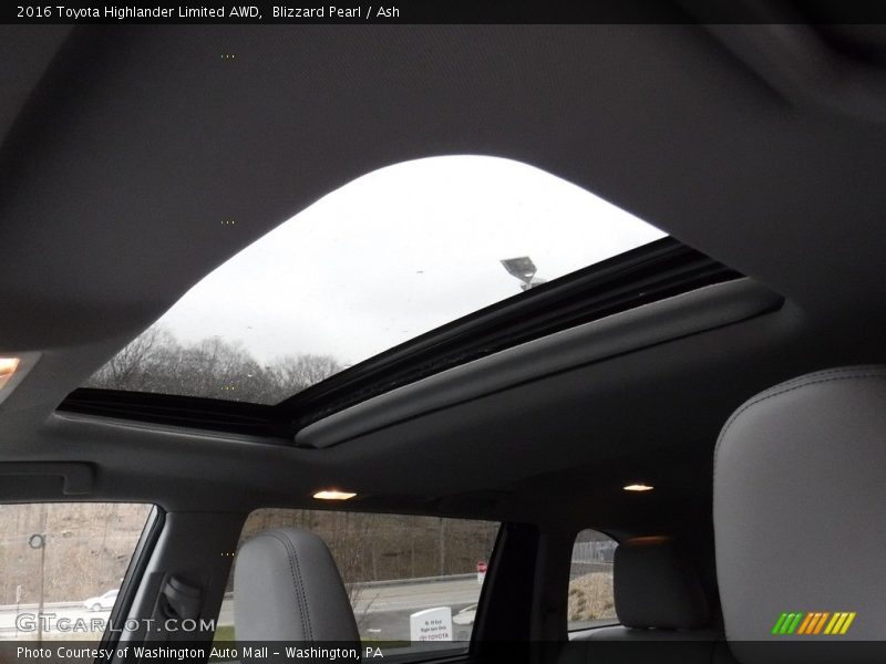Blizzard Pearl / Ash 2016 Toyota Highlander Limited AWD