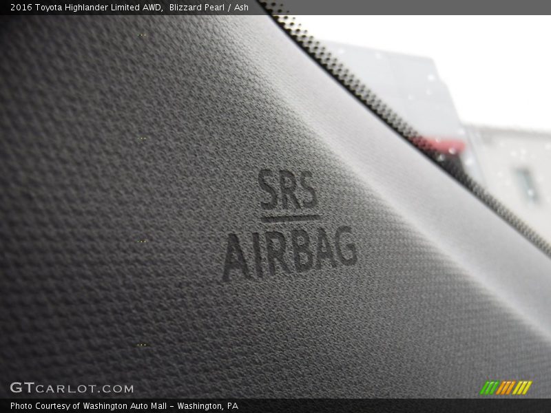 Blizzard Pearl / Ash 2016 Toyota Highlander Limited AWD