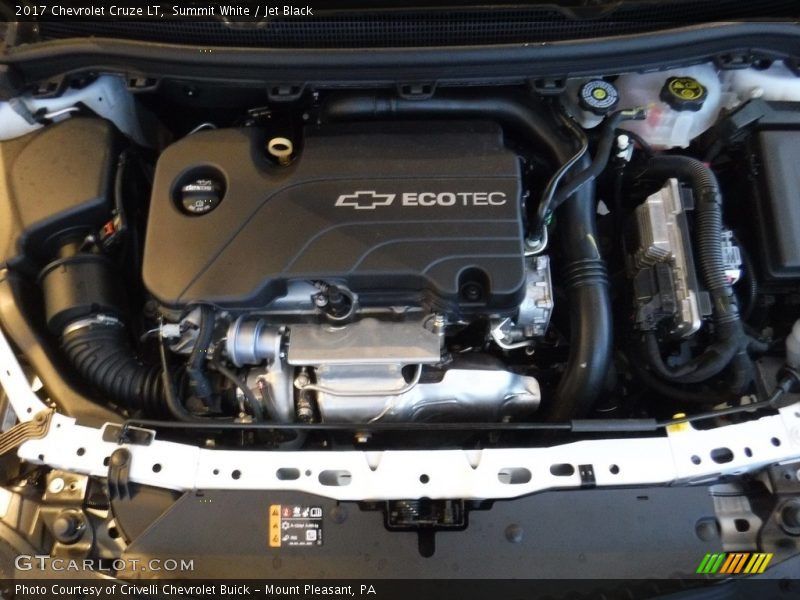 Summit White / Jet Black 2017 Chevrolet Cruze LT