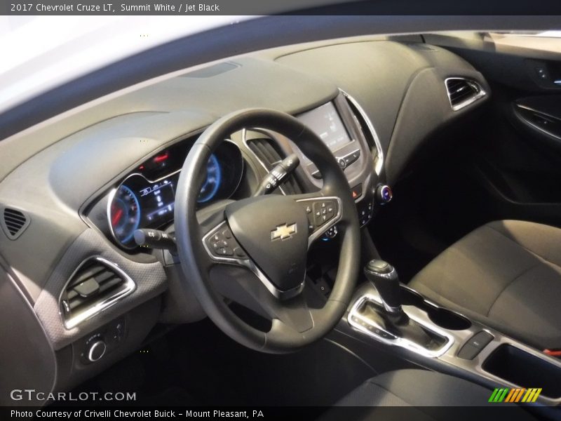 Summit White / Jet Black 2017 Chevrolet Cruze LT