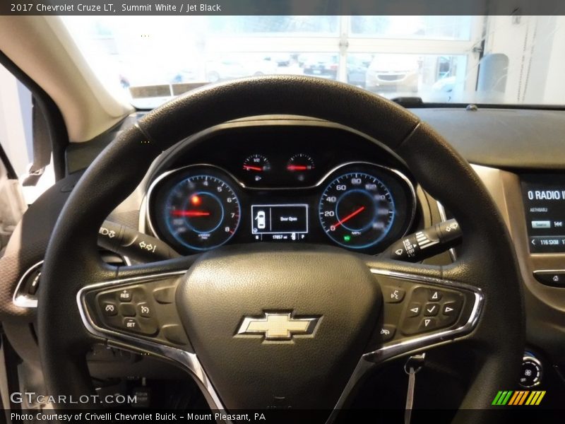 Summit White / Jet Black 2017 Chevrolet Cruze LT