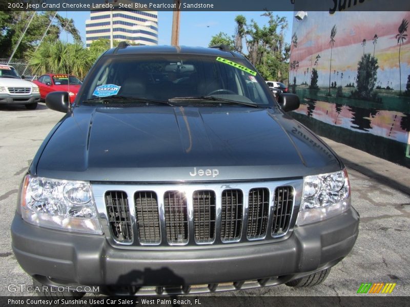 Steel Blue Pearlcoat / Sandstone 2002 Jeep Grand Cherokee Laredo