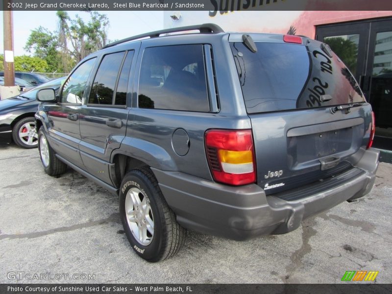 Steel Blue Pearlcoat / Sandstone 2002 Jeep Grand Cherokee Laredo