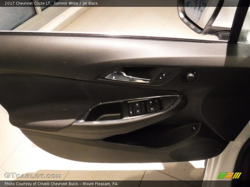 Summit White / Jet Black 2017 Chevrolet Cruze LT
