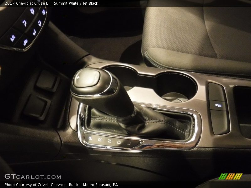 Summit White / Jet Black 2017 Chevrolet Cruze LT