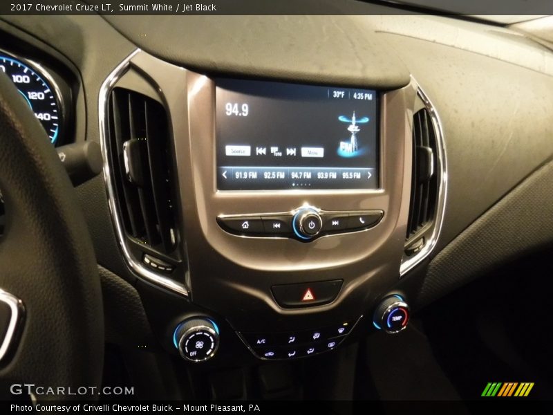 Summit White / Jet Black 2017 Chevrolet Cruze LT